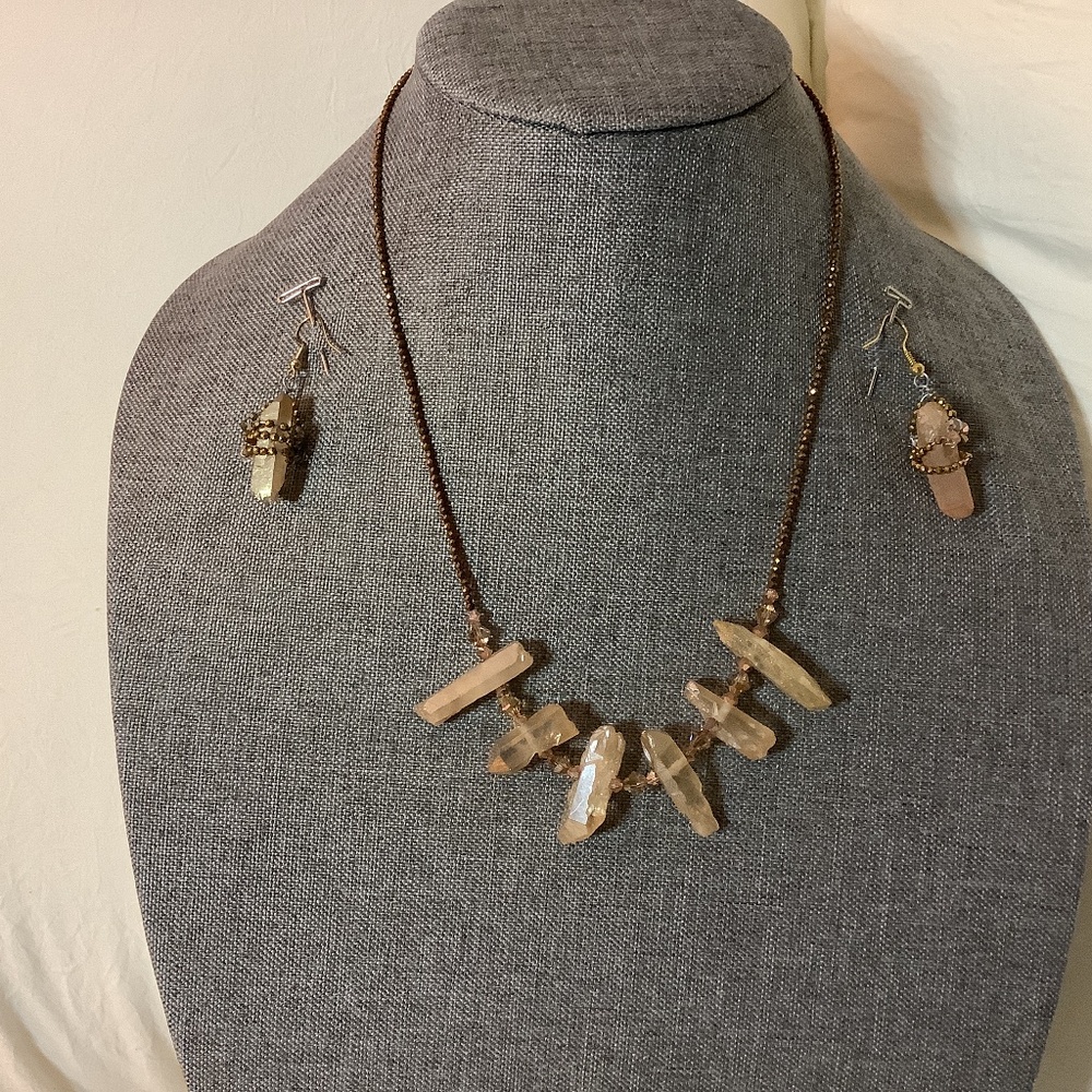 #Quartz crystal necklace set